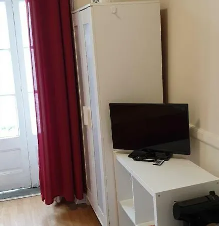 Pensión A Better Place By Ii Lisboa