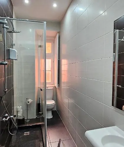 A Better Place By Ii 3* リスボン