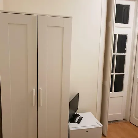 A Better Place By Ii 리스본